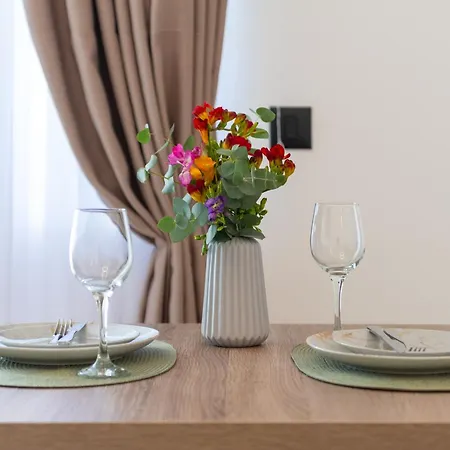 Elli 1 Apartman Trogir