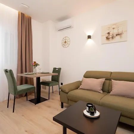 Apartman Elli 1 Trogir